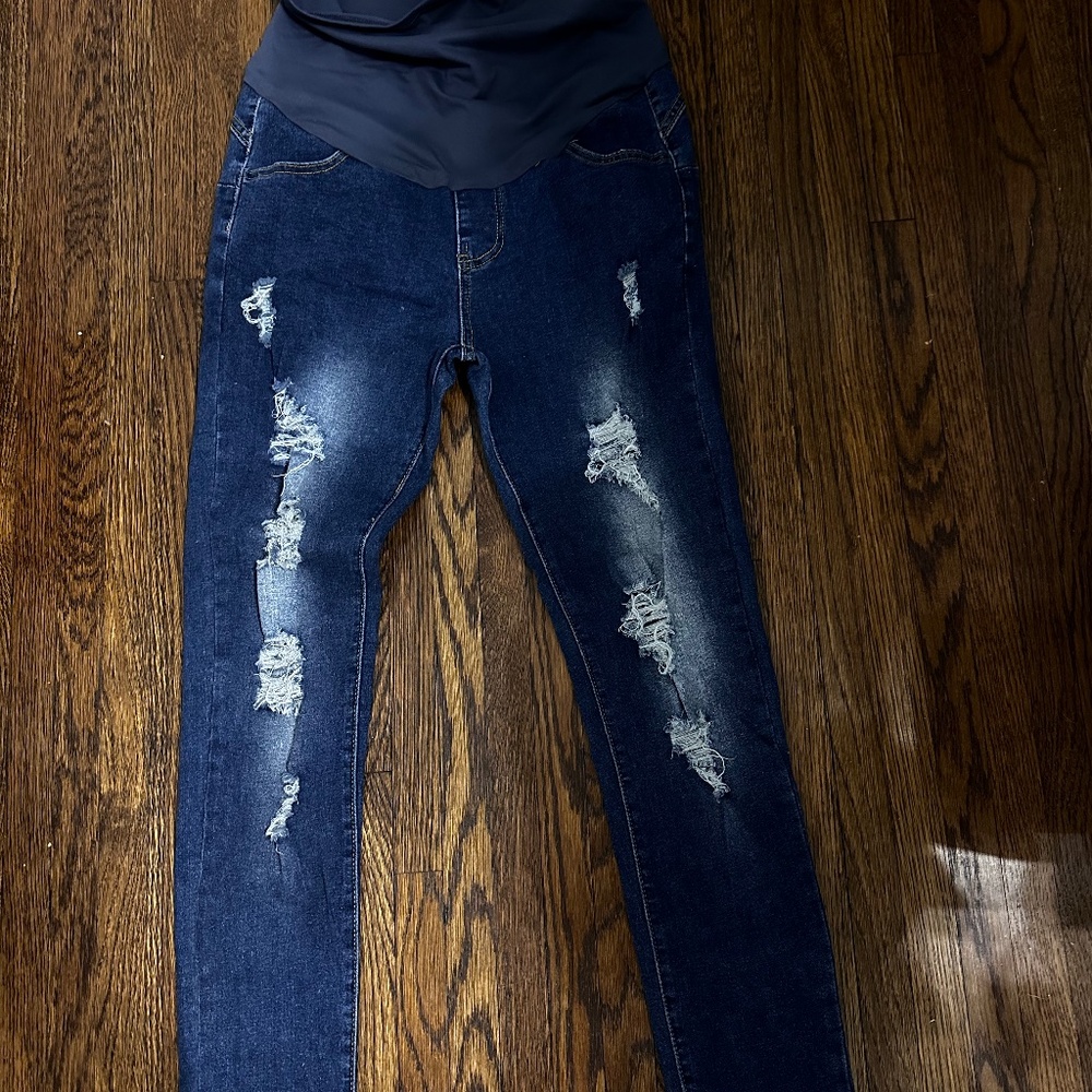 Maacie maternity jeans size M
